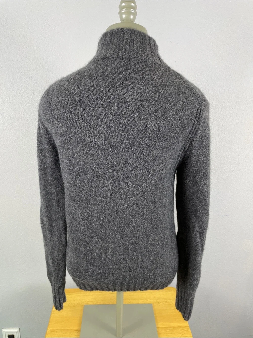 J. Crew Women's Merino Wool Blend  Charcoal Gray Turtleneck Sweater Size Small